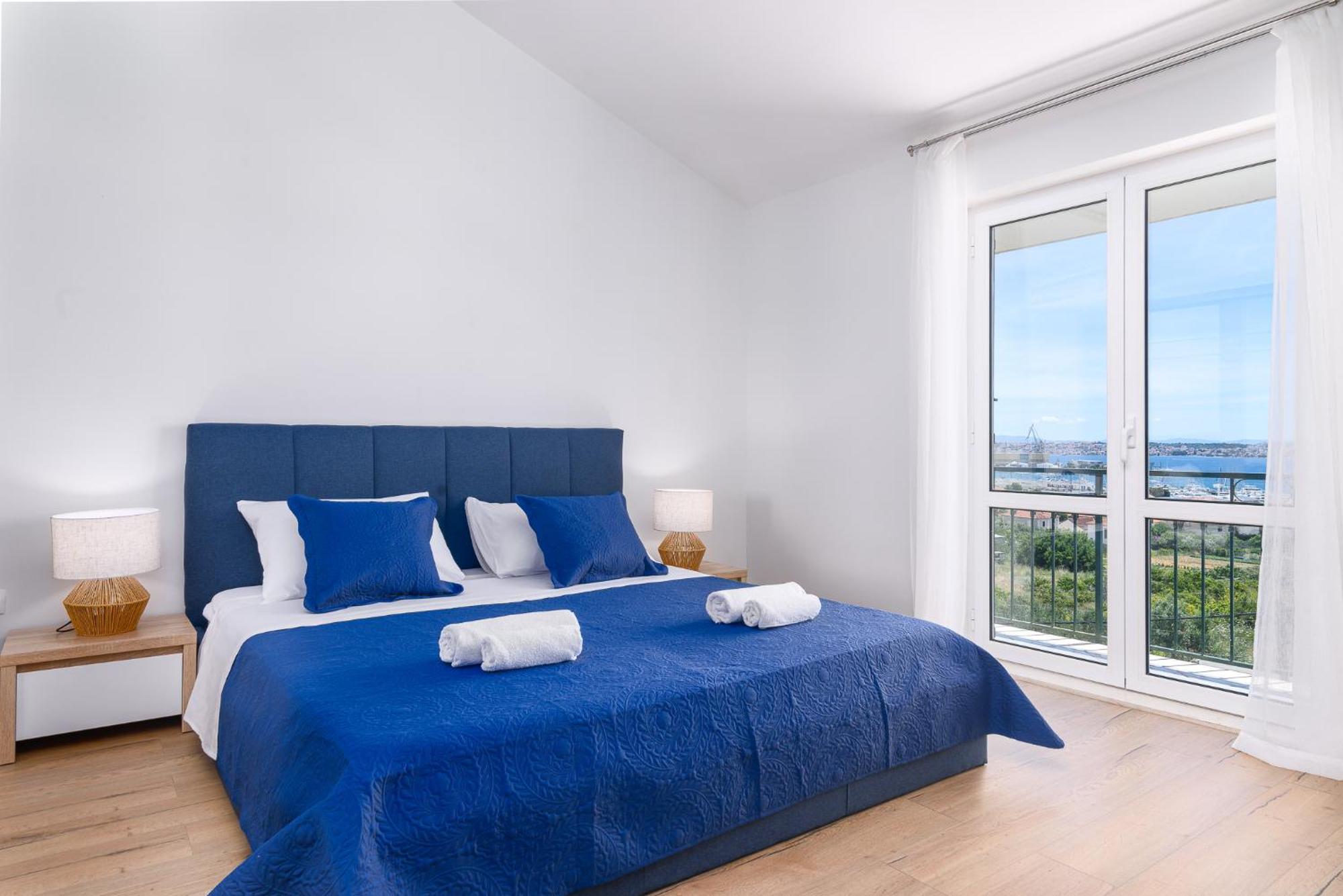 Apartments Eva Trogir Bagian luar foto