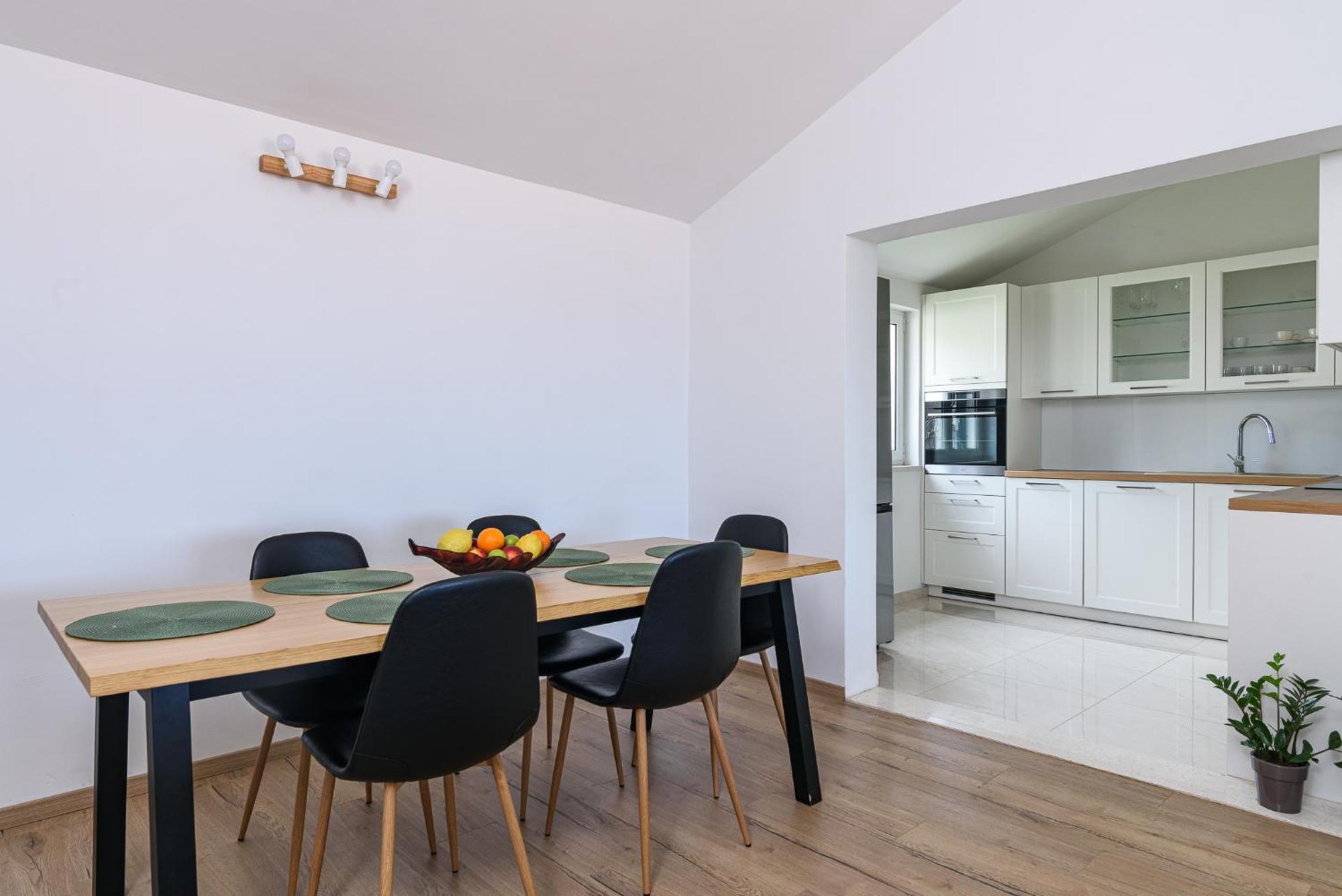 Apartments Eva Trogir Bagian luar foto