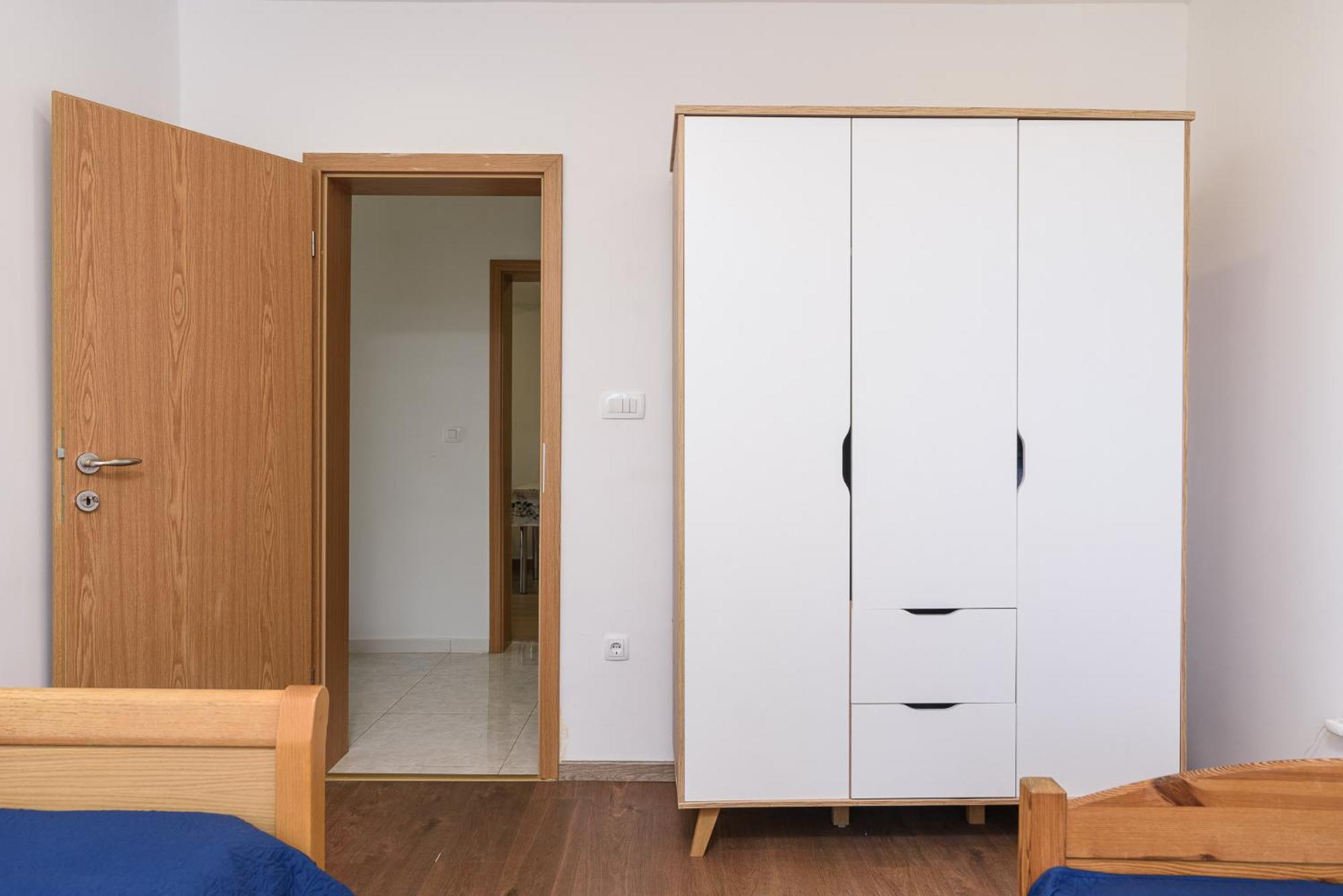 Apartments Eva Trogir Bagian luar foto