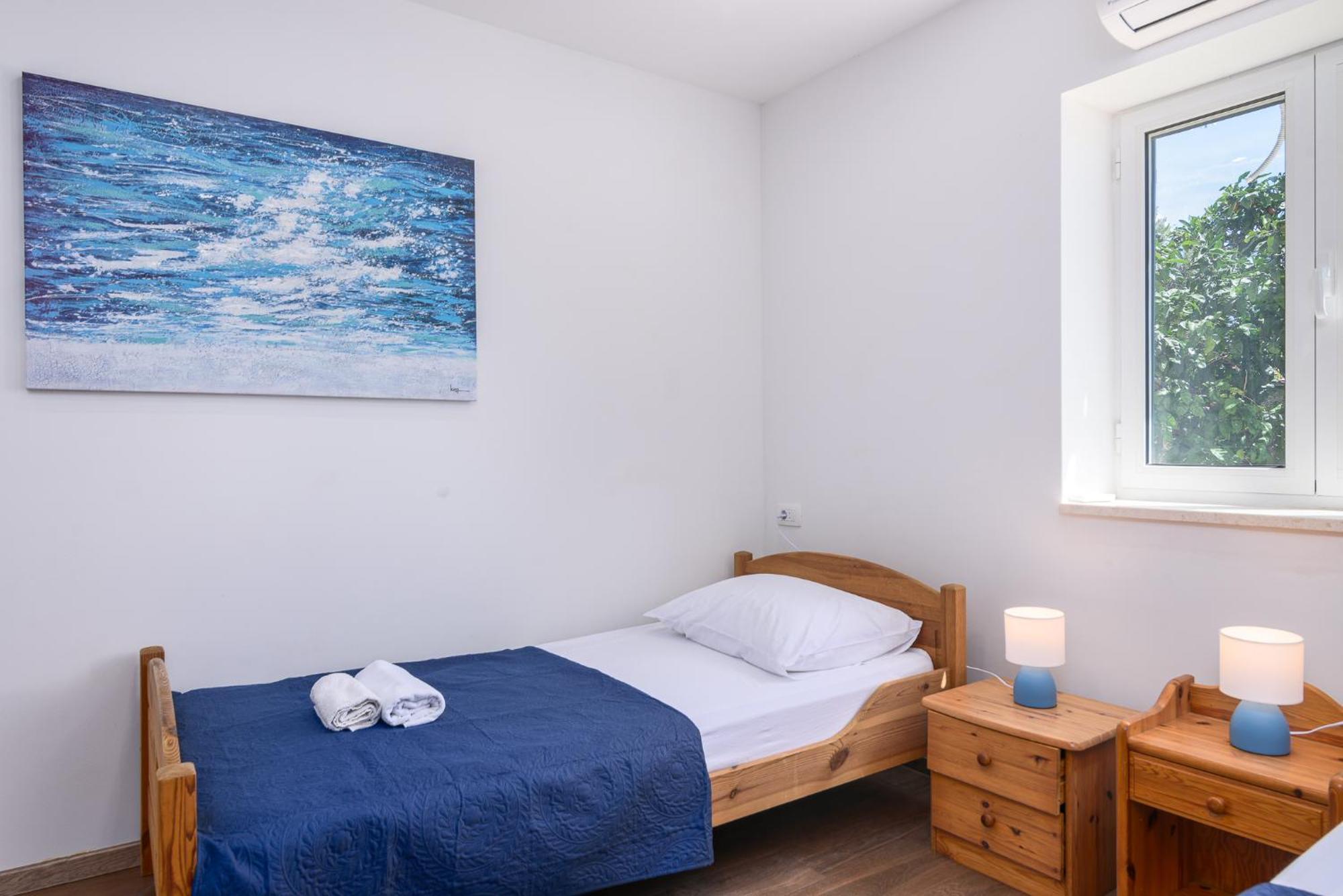 Apartments Eva Trogir Bagian luar foto