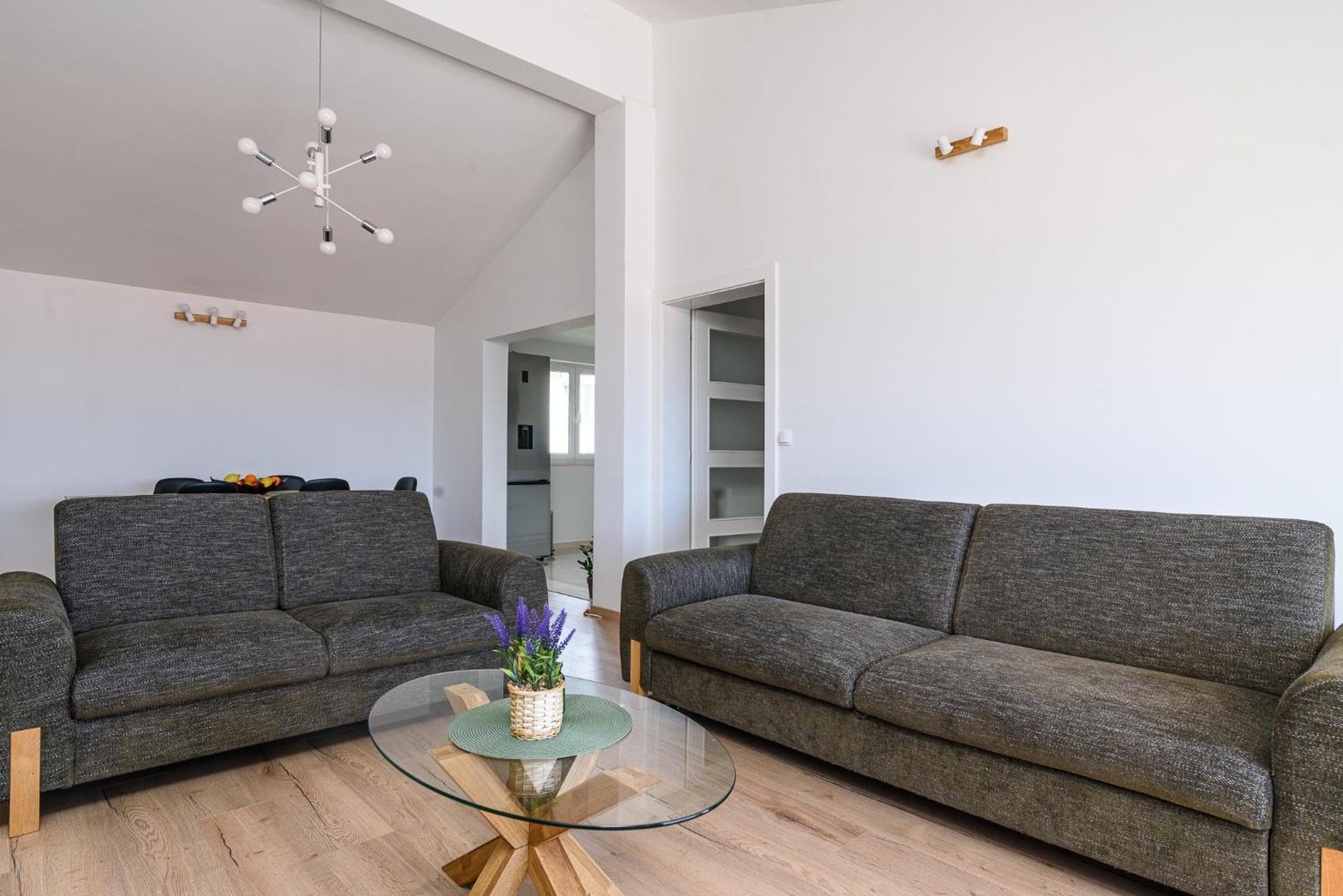 Apartments Eva Trogir Bagian luar foto